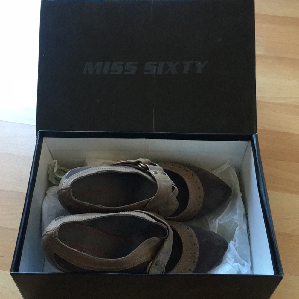 Miss Sixty dessert taupe shoes